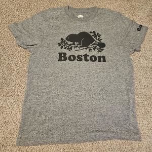 Roots Boston T-Shirt Size Small